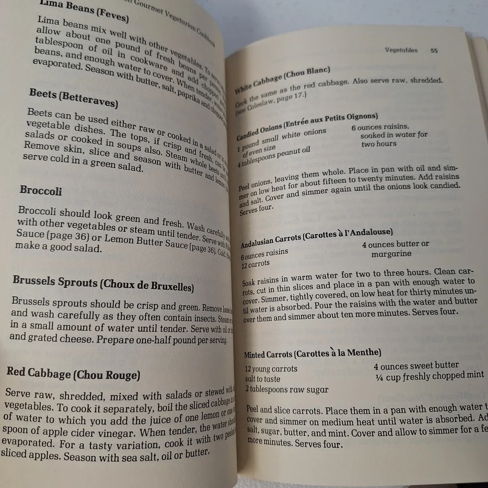 The New French Gourmet Vegetarian Cookbook‎ Rosine Claire Vintage 1975 Paperback